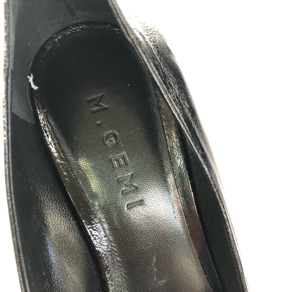 M. Gemi Virgola Black pointed toe pump - Picture 5 of 8